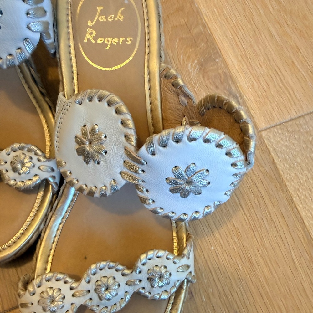 Jack Rogers Women's Cream and Gold Shelby Sandals - Picture 12 of 12